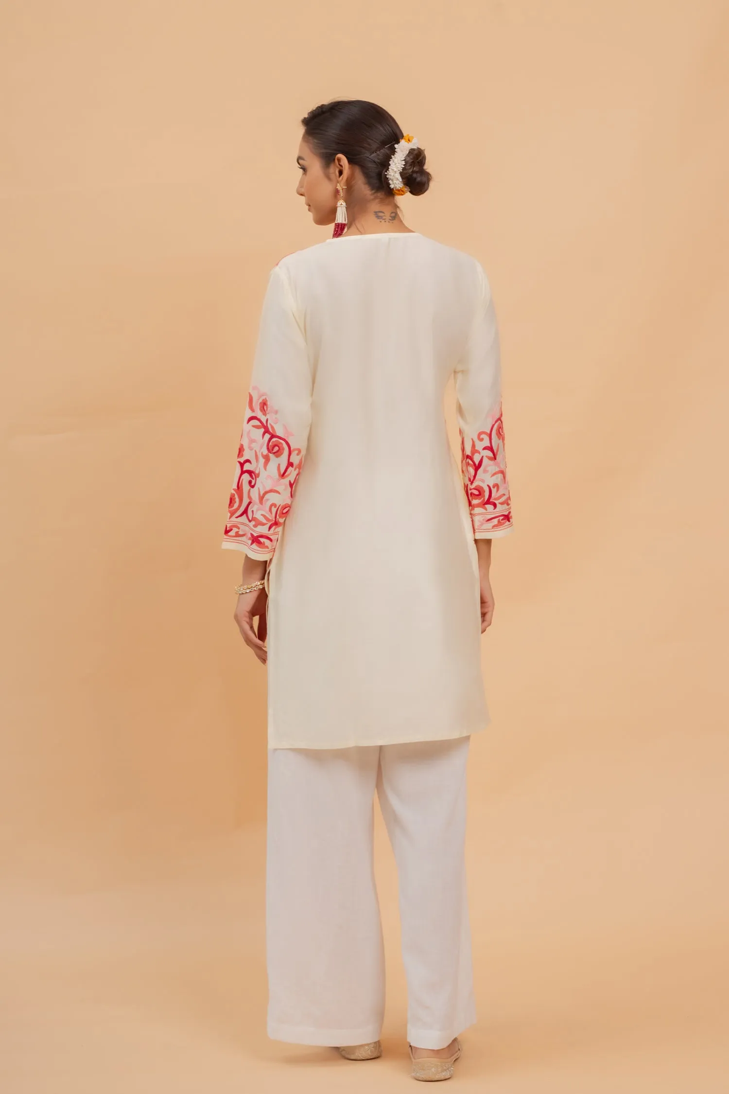 Mansi in Falak Kashmiri Long Kurta In Chanderi Silk With Pink Embroidery