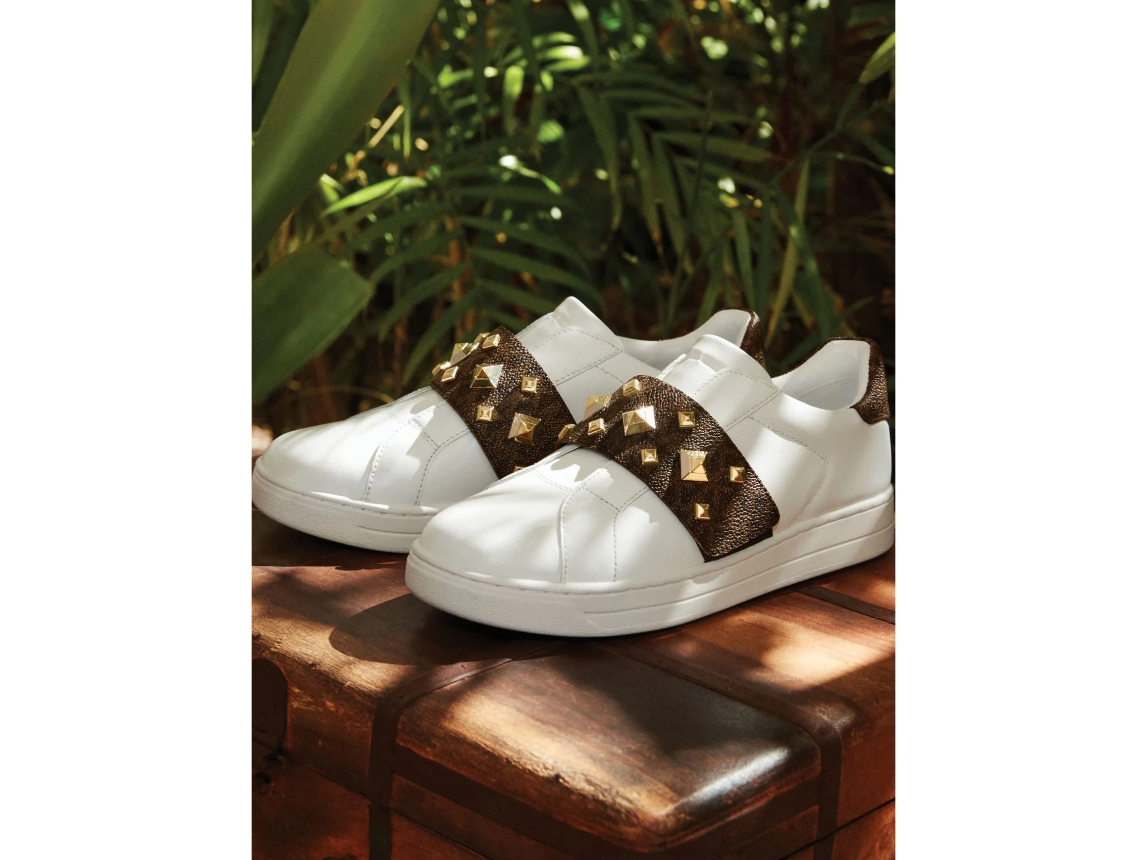 MICHAEL KORS Kenna Leather Studded Logo Sneaker