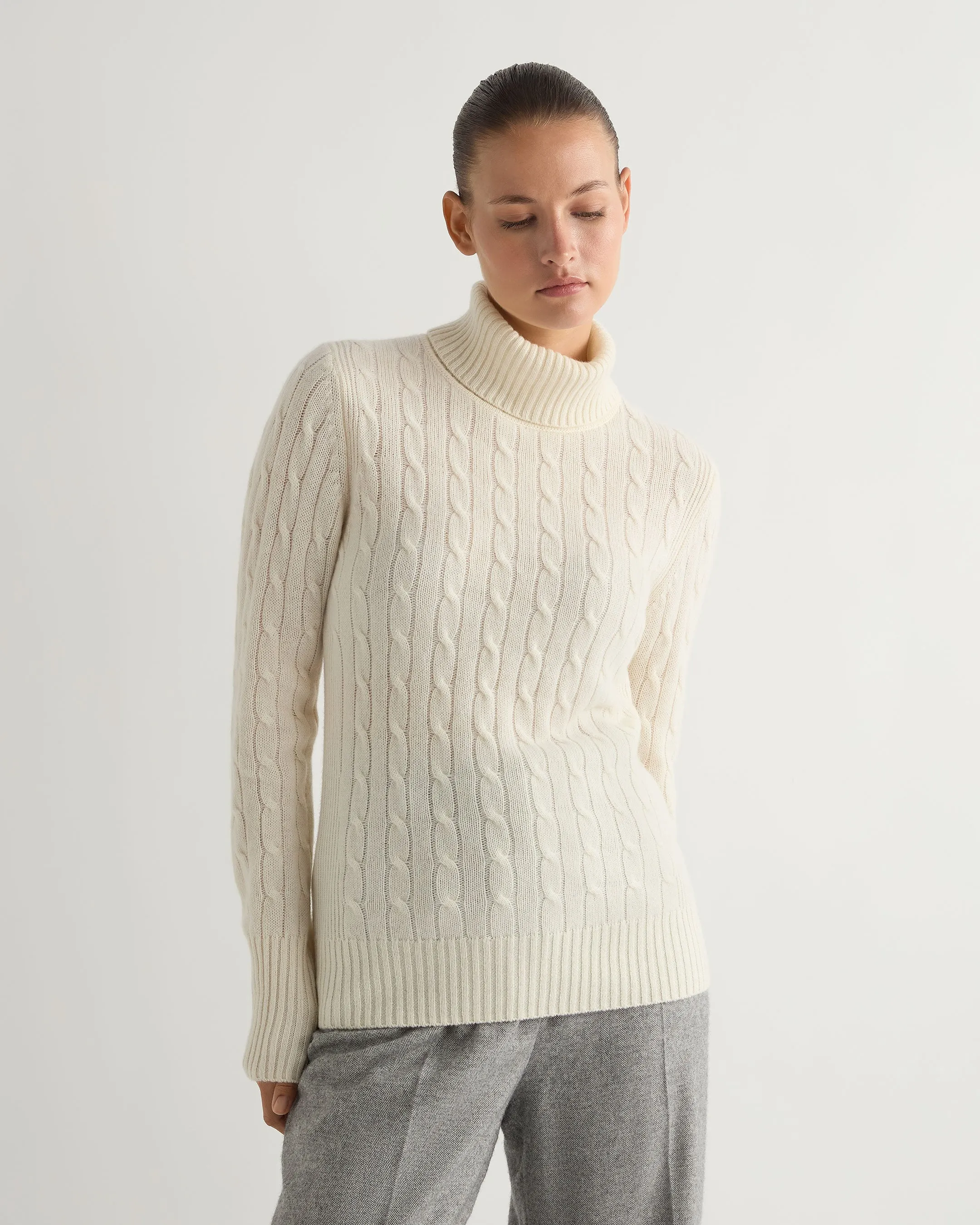 Women's Adelyn Cable Turtle Cashmere Sweater New Ivory White